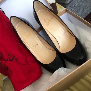 COPY - Christian Louboutin black pumps